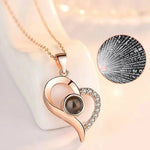 Collier Pendentif Je t'aime en 100 langues قلادة مكتوب في حجرها كلمة أحبك ب100 لغة